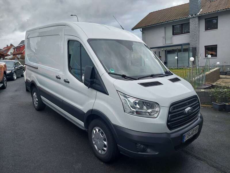 Weiß Gebraucht 2020 Ford Transit Trend Van | 16.000 € (Guter Preis) - Bild 1/4