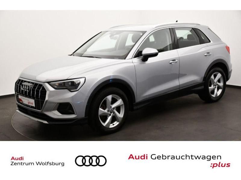 Florettsilber metallic (metallic) Gebraucht 2020 Audi Q3 SUV | 27.690 € (Superpreis) - Bild 1/4