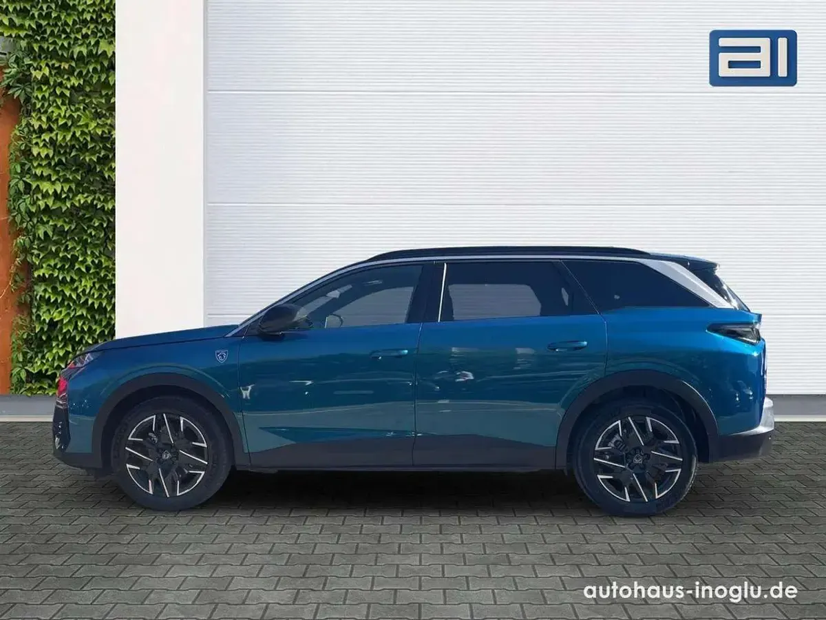 Gebraucht Peugeot 5008 GT 145 PS (106 kW) 2025 Blau SUV