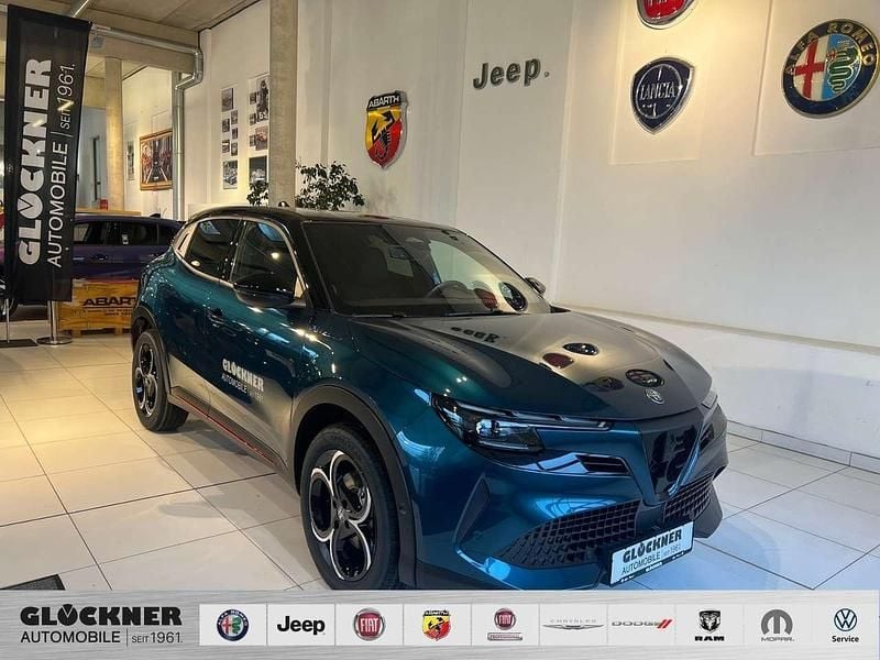 Blu navigli, metalliclackier Neu 2025 Alfa Romeo GT Junior SUV | 31.490 € (Fairer Preis) - Bild 1/4