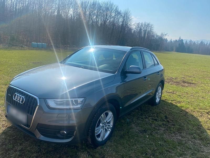 Gebraucht Audi Q3 170 PS (125 kW) 2015 Grau SUV