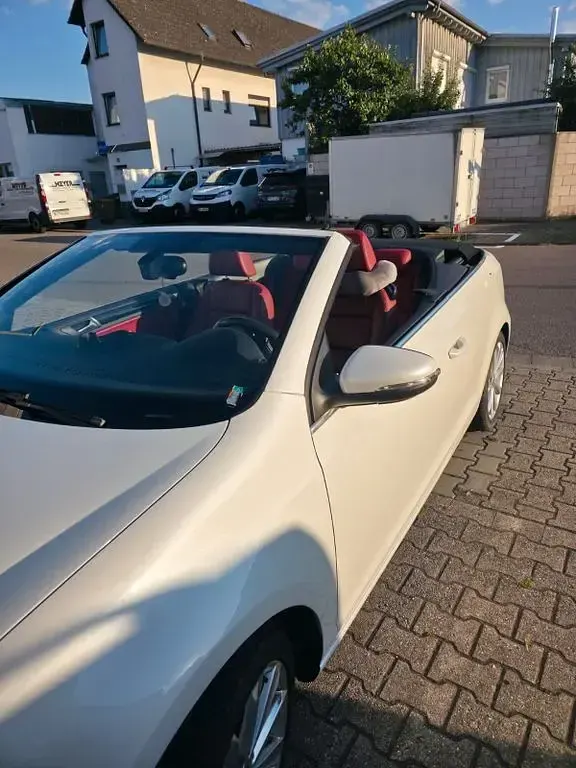 Gebraucht VW Golf Cabriolet 105 PS (77 kW) 2012 Weiß Cabrio