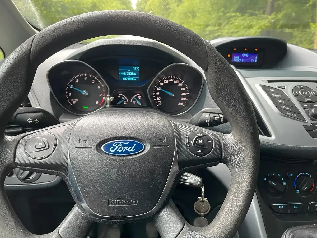 Gebraucht Ford C-MAX 150 PS (110 kW) 2012 Grau Van / Kleinbus