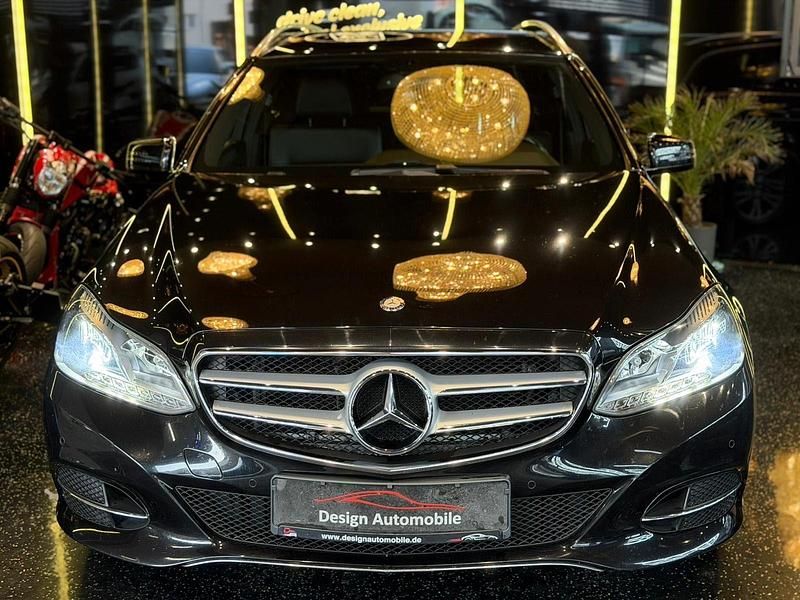 Gebraucht Mercedes E200 184 PS (135 kW) 2015 Schwarz Kombi