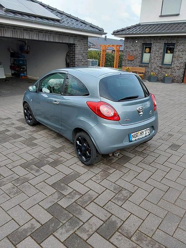 Second-hand Ford Ka 75 CP (55 kW) 2013 Gri Hatchback