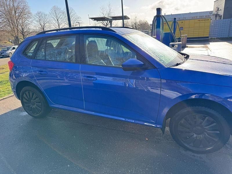 Gebraucht Skoda Kamiq Active 110 PS (80 kW) 2021 Blau SUV