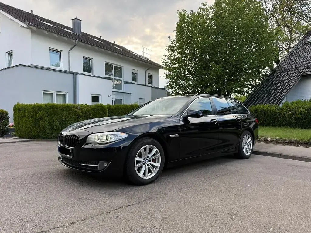 Używany BMW 520 184 KM (135 kW) 2011 Czarny Kombi