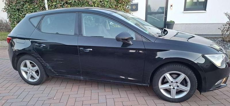 Gebraucht Seat Leon Style 110 PS (80 kW) 2015 Schwarz Kleinwagen