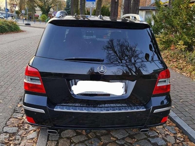 Gebraucht Mercedes GLK250 204 PS (150 kW) 2011 Schwarz SUV