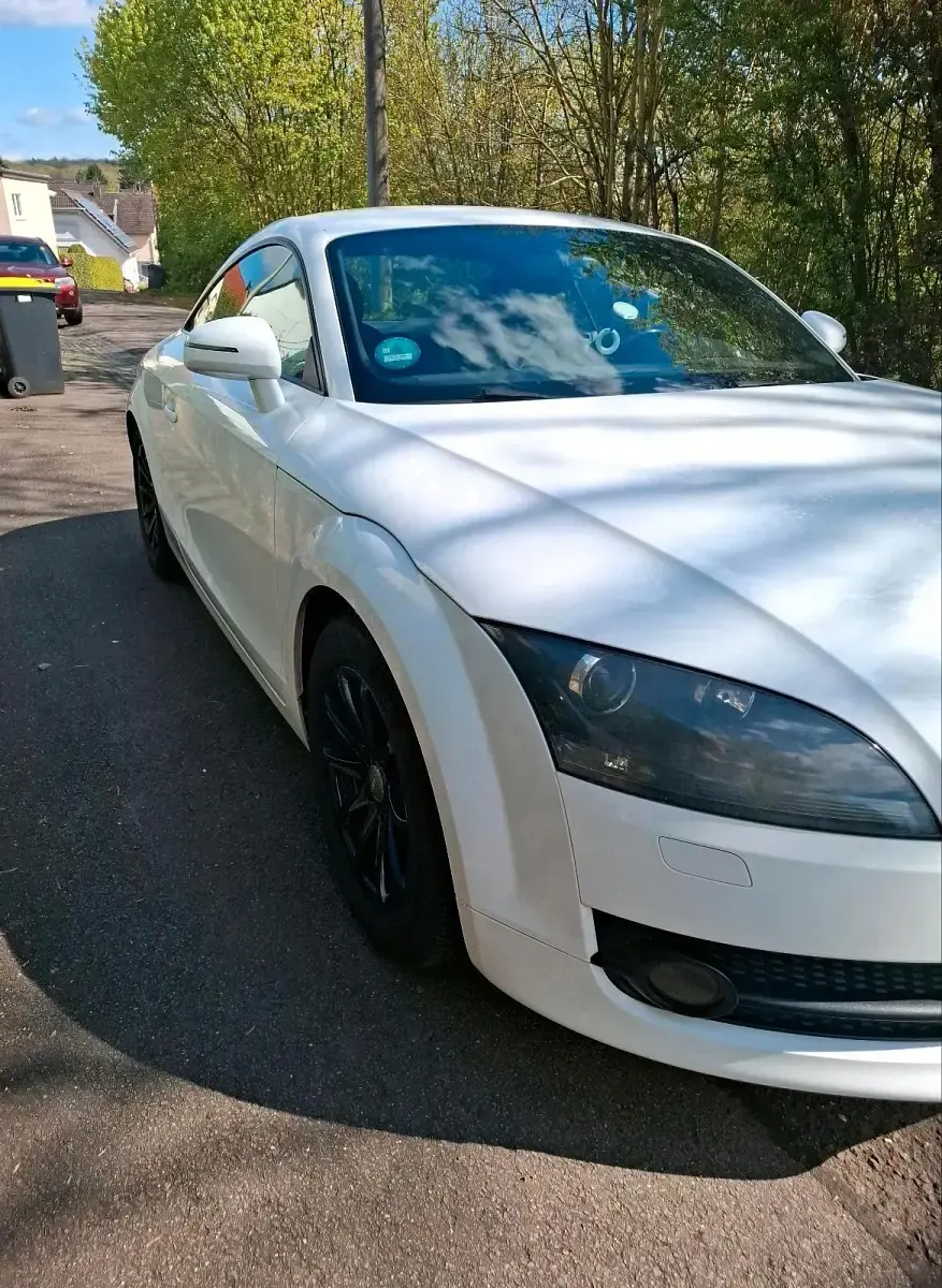 Gebraucht Audi TT 160 PS (117 kW) 2009 Weiß Coupé