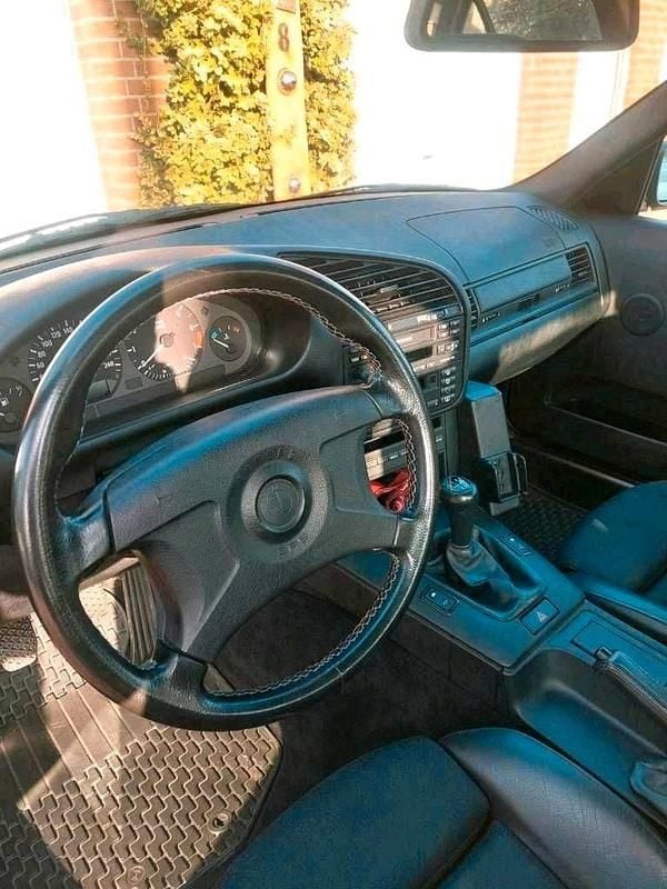 Second-hand BMW 328 193 CP (141 kW) 1996 Negru Berlinǎ