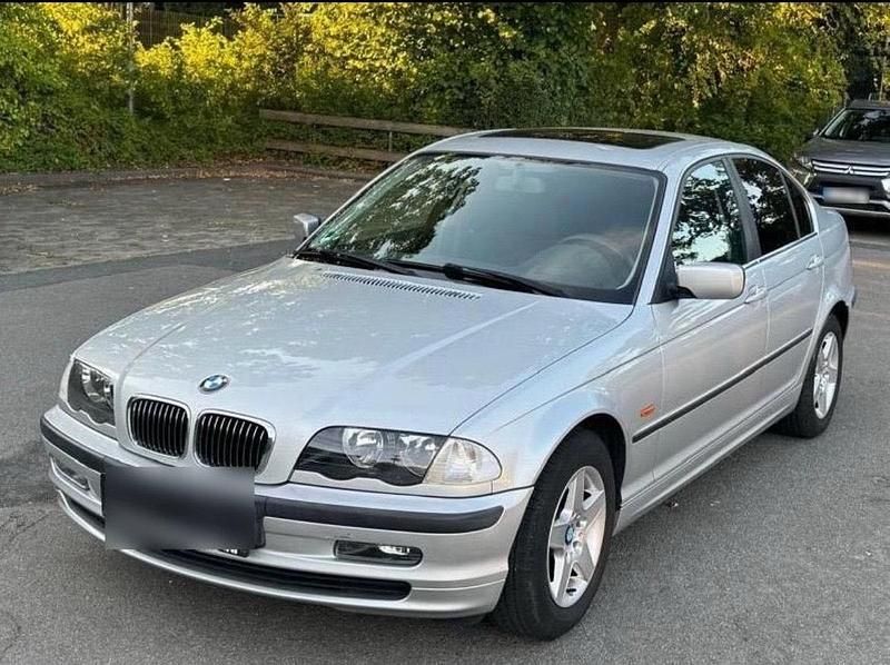 Gebraucht BMW 323 172 PS (126 kW) 1998 Silber Limousine