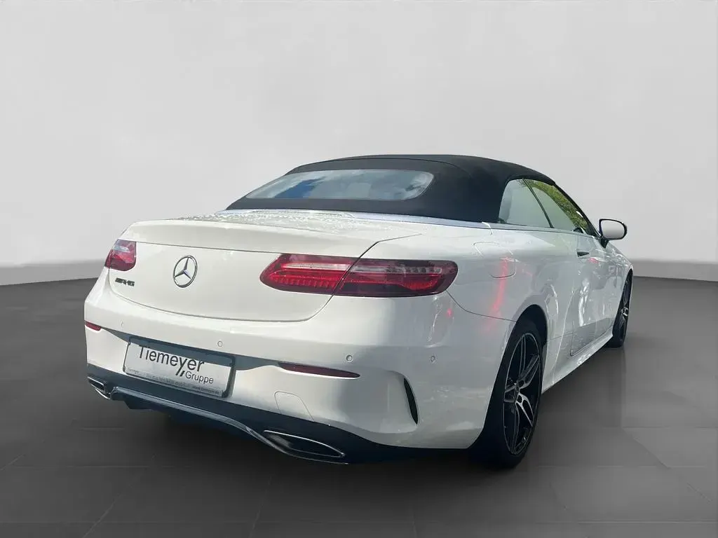 Gebraucht Mercedes E300 AMG line 245 PS (180 kW) 2018 Weiß Cabrio