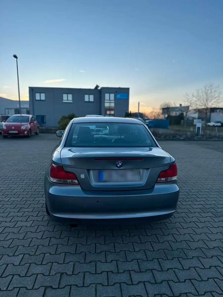 Używany BMW 118 Coupé 148 KM (108 kW) 2011 Szary Coupe