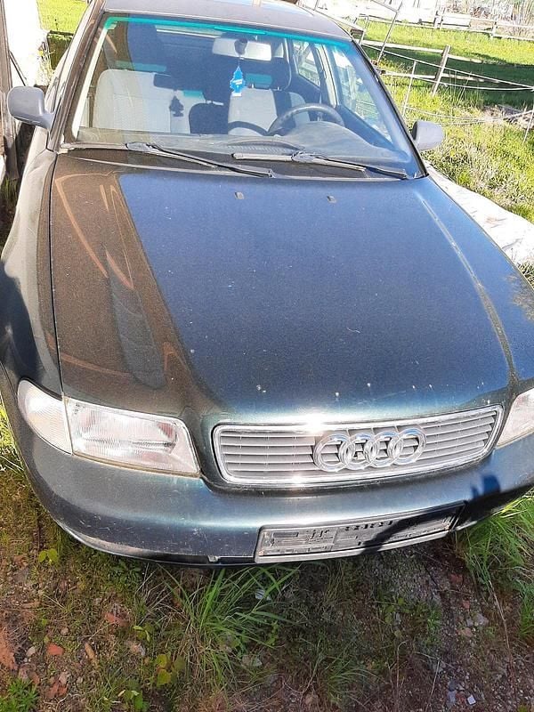 Usata Audi A4 101 CV (74 kW) 1996 Berlina