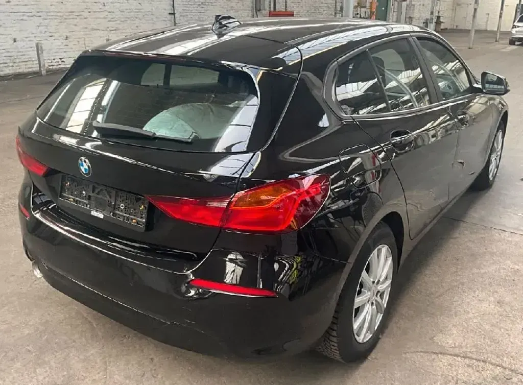 Gebraucht BMW 116 Performance 116 PS (85 kW) 2023 Schwarz Kleinwagen