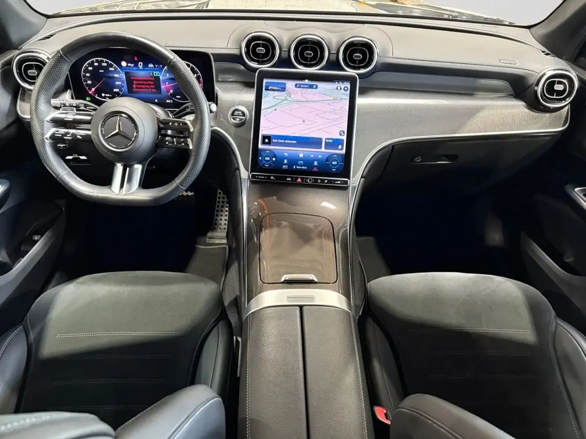 Gebraucht Mercedes GLC200 AMG 150 PS (110 kW) 2023 Schwarz SUV