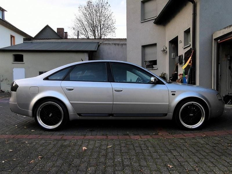 Second-hand Audi S6 340 CP (250 kW) 2002 Argintiu Berlinǎ