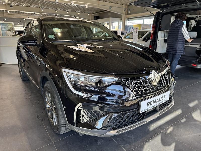 Gebraucht Renault Arkana Techno 145 PS (106 kW) 2024 Onyxschwarz metallic SUV