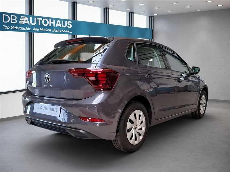 Gebraucht VW Polo Life 95 PS (69 kW) 2023 Grau Kleinwagen