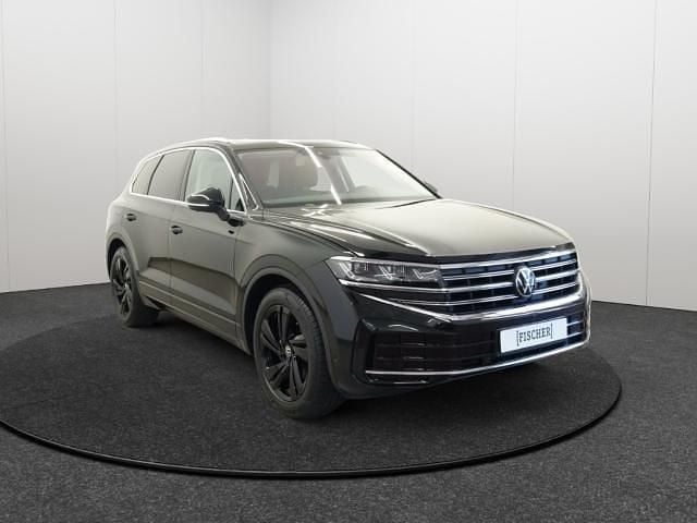 Neu VW Touareg Elegance 286 PS (210 kW) 2025 Schwarz SUV