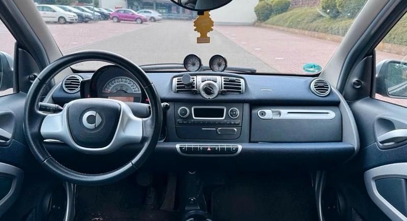 Schwarz Gebraucht 2010 Smart ForTwo Coupé Kleinwagen | 2.500 € (Guter Preis) - Bild 1/4