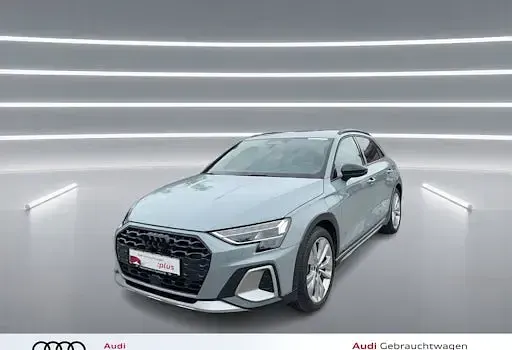 Gebraucht Audi A3 Ambiente 204 PS (150 kW) 2025 Limousine
