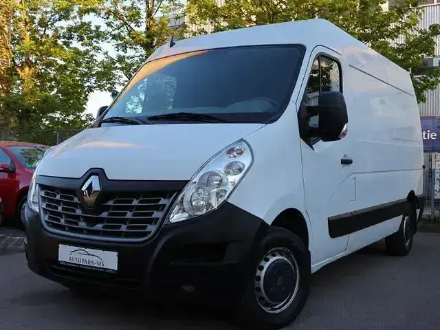 Second-hand Renault Master 131 CP (96 kW) 2017 Alb Van