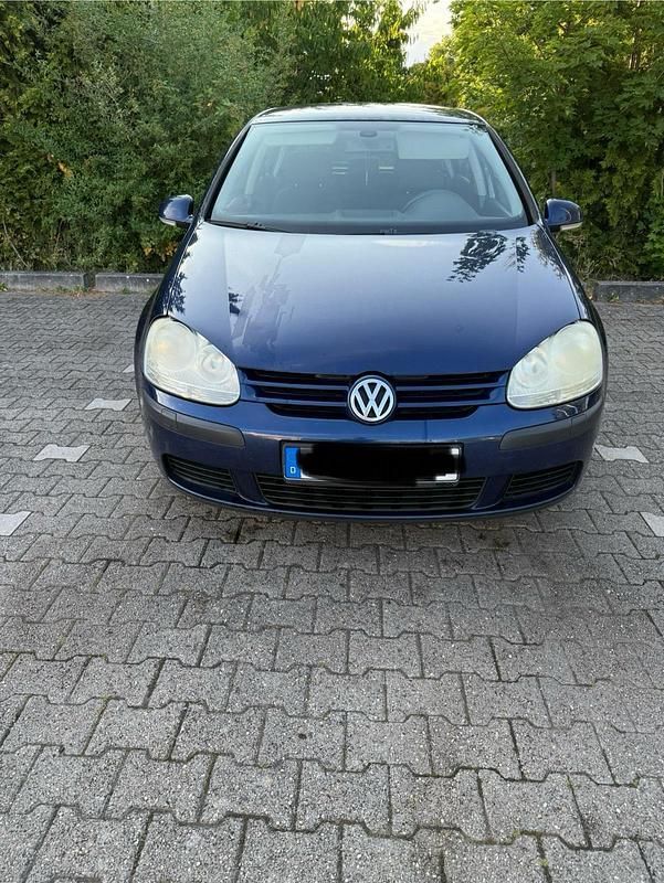 Blau Gebraucht 2004 VW Golf V Kleinwagen | 650 € (Fairer Preis) - Bild 1/4