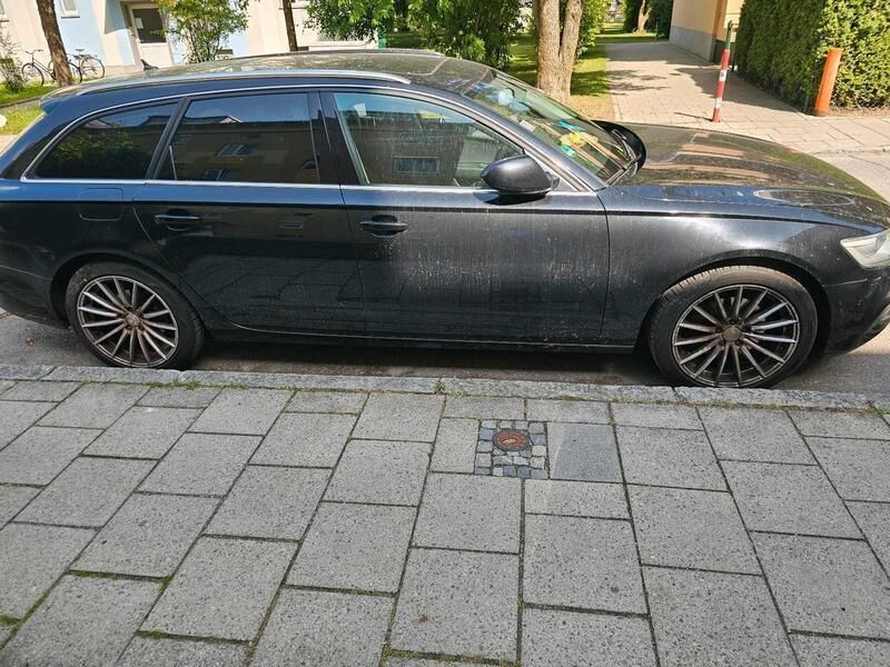Schwarz Gebraucht 2012 Audi A6 Kombi | 12.000 € (Fairer Preis) - Bild 1/4