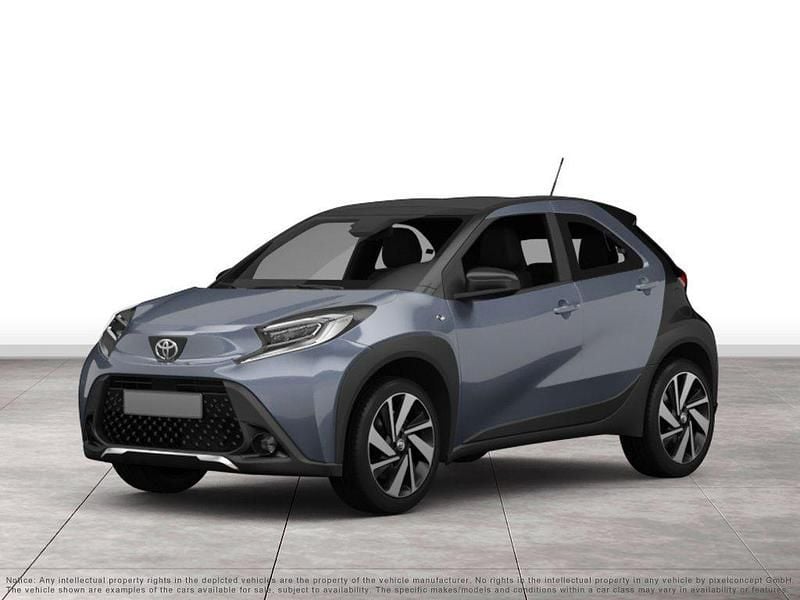 Gebraucht Toyota Aygo X Business Edition 72 PS (52 kW) 2025 Grau SUV