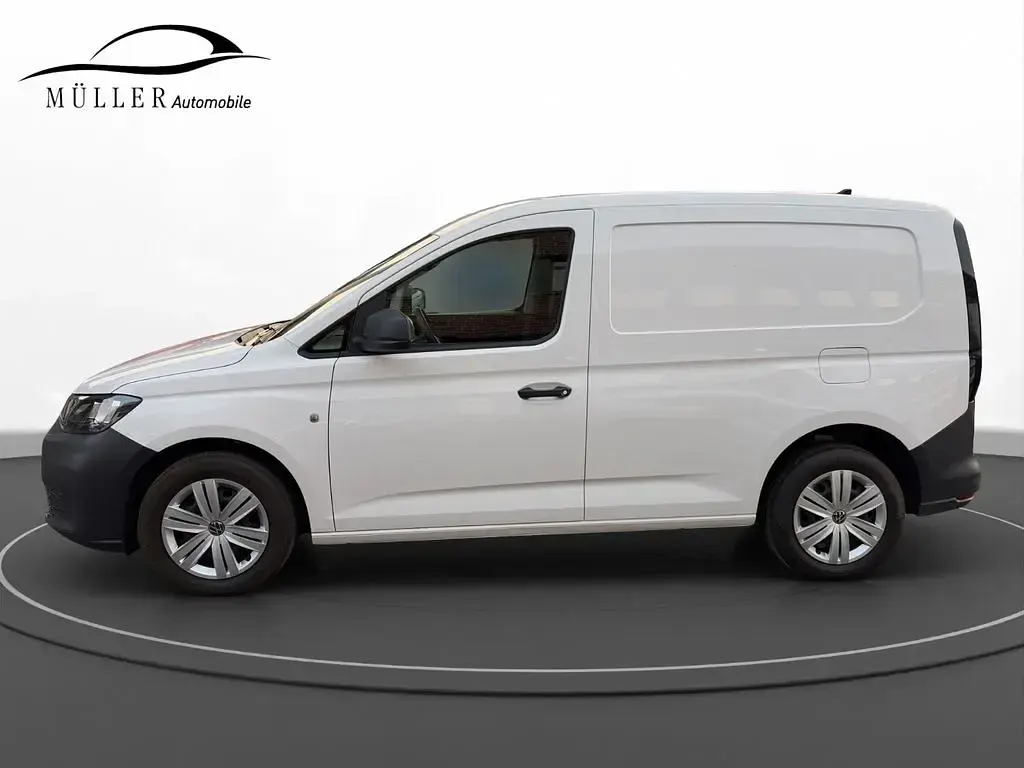 Gebraucht VW Caddy Basis 75 PS (55 kW) 2023 Weiß Van / Kleinbus