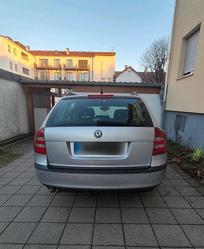 Gebraucht Skoda Octavia 140 PS (102 kW) 2005 Grau Kombi
