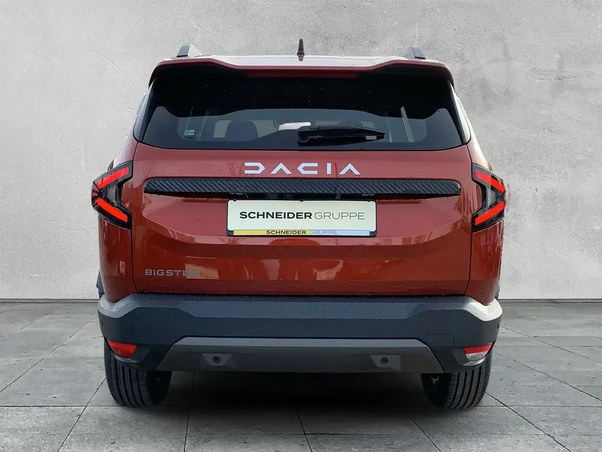 Neu Dacia Bigster Expression 140 PS (102 kW) 2025 Braun SUV