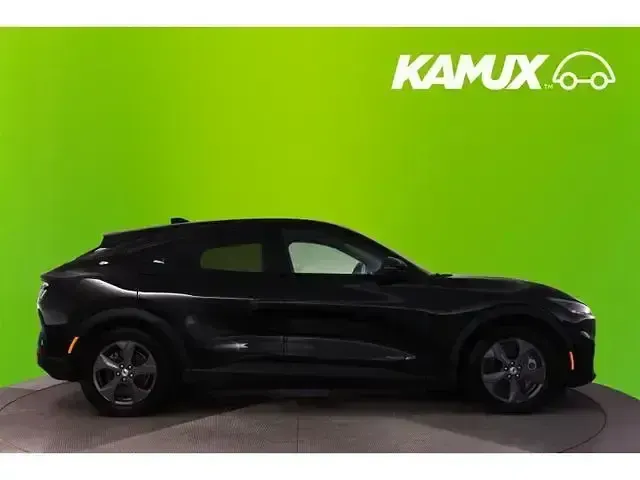 Gebraucht Ford Mustang Mach-E 197 kW (269 PS) 2021 Shadow black SUV