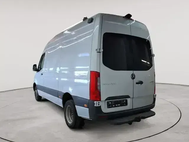 Second-hand Mercedes Sprinter 163 CP (119 kW) 2020 Argintiu Van