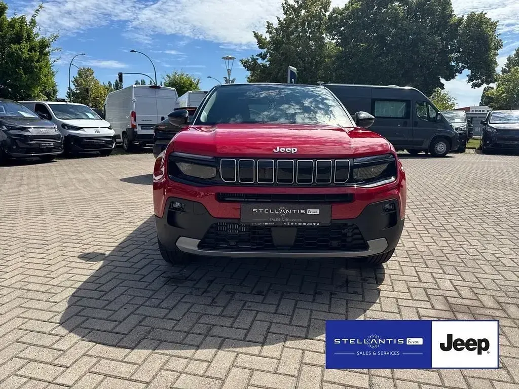 Neu Jeep Avenger Altitude 101 PS (74 kW) 2026 Schwarz SUV