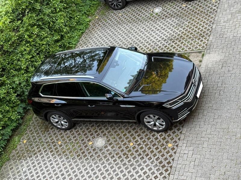 Schwarz Gebraucht 2018 VW Touareg SUV | 39.500 € (Guter Preis) - Bild 1/4