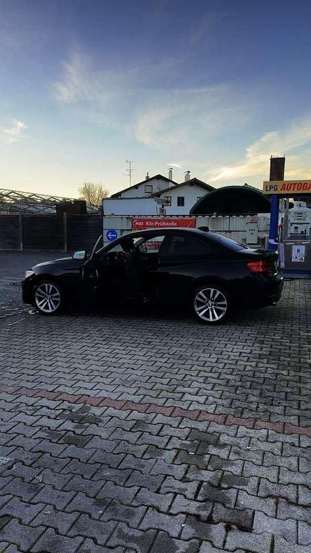 Gebraucht BMW 218 M Performance 136 PS (100 kW) 2019 Schwarz Coupé