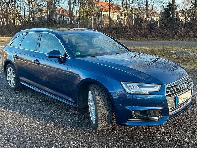 Gebraucht Audi A4 Sport 190 PS (139 kW) 2018 Blau Kombi