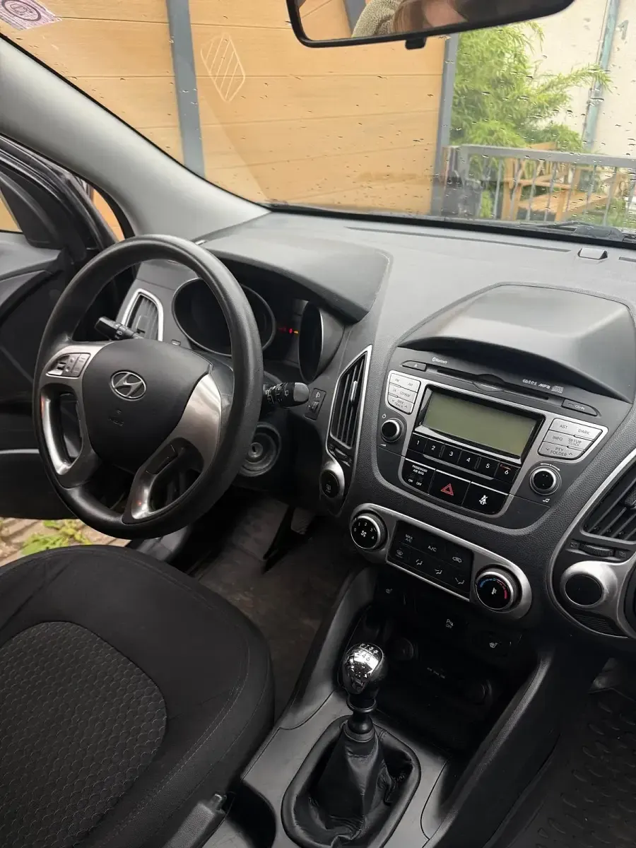 Gebraucht Hyundai ix35 135 PS (99 kW) 2010 Schwarz SUV