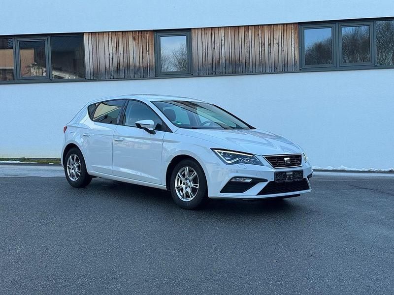 Gebraucht Seat Leon FR 131 PS (96 kW) 2019 Weiß Limousine