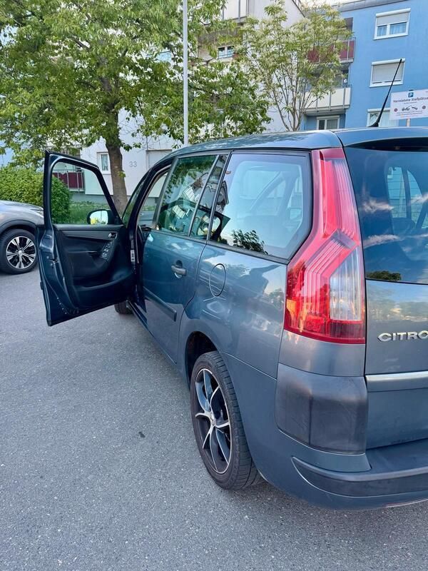 Grau Gebraucht 2007 Citroën C4 Picasso Van / Kleinbus | 3.000 € (Teuer) - Bild 1/4