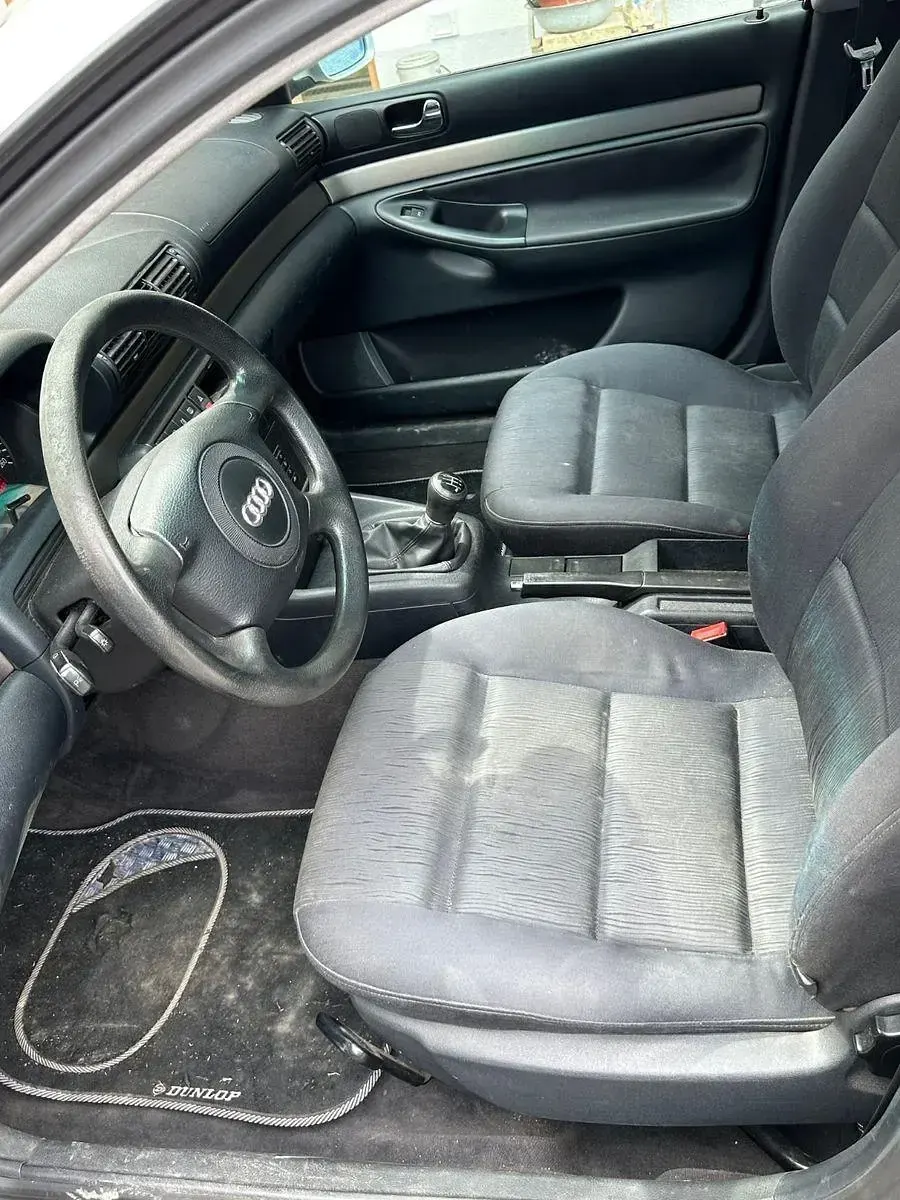 Gebraucht Audi A4 101 PS (74 kW) 1998 Silber Limousine