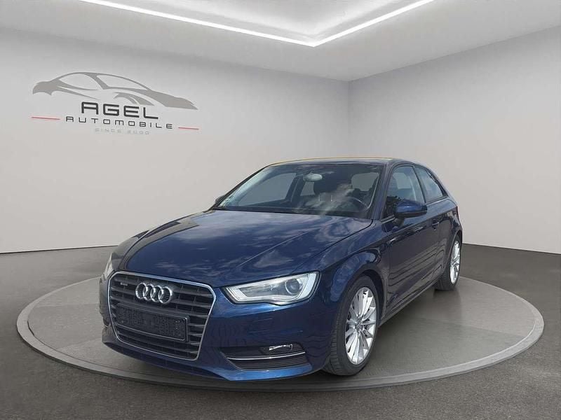 Scubablau Gebraucht 2015 Audi A3 Ambition Kleinwagen | 13.500 € (Superpreis) - Bild 1/4