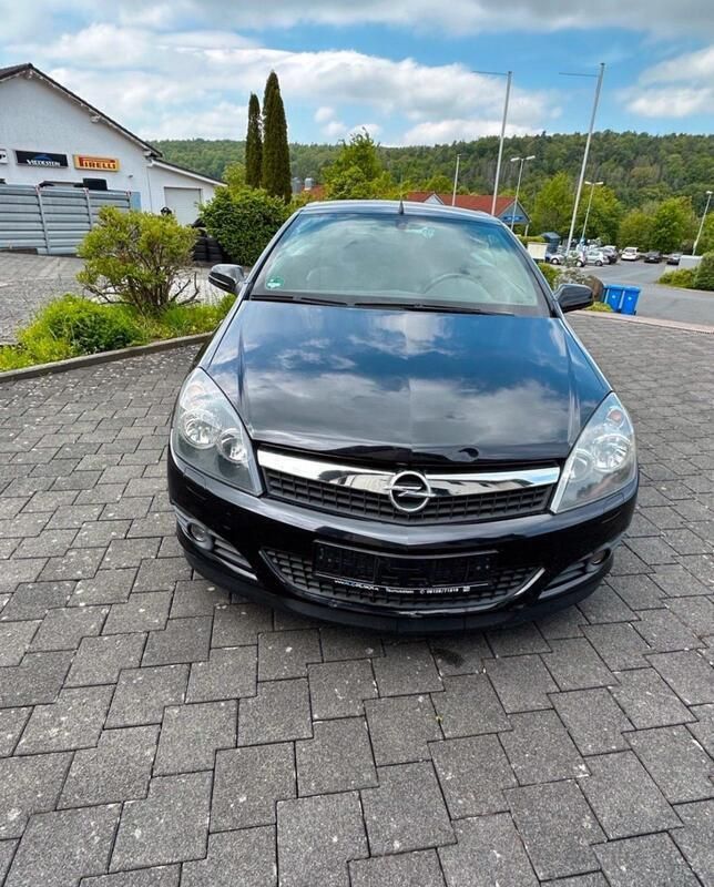 Blau Gebraucht 2007 Opel Astra Cabriolet Cabrio | 3.000 € (Guter Preis) - Bild 1/4