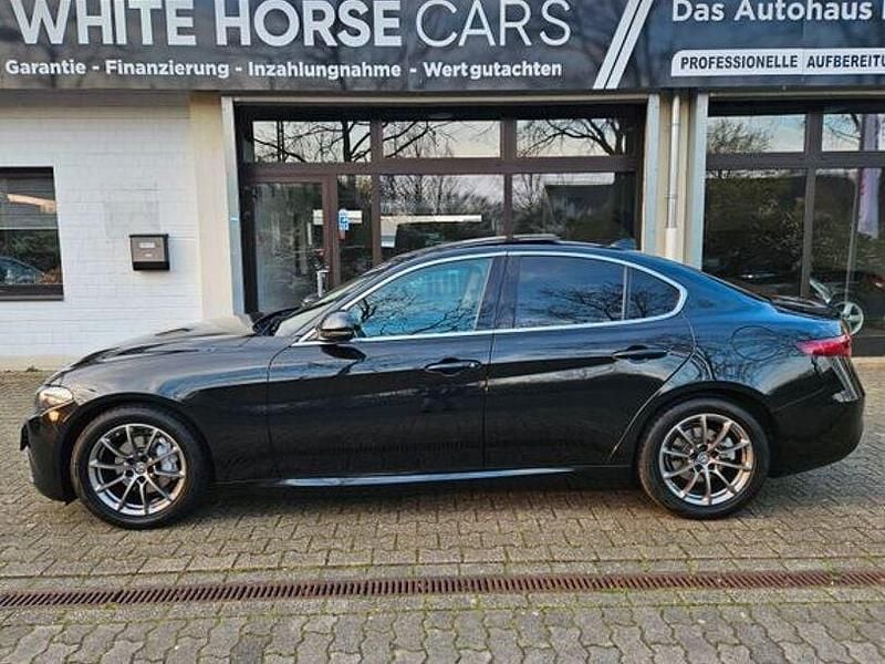 Gebraucht Alfa Romeo Giulia Super 200 PS (147 kW) 2017 Schwarz Limousine
