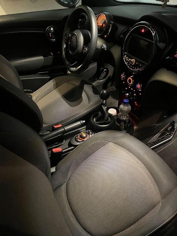 Gebraucht Mini ONE 102 PS (75 kW) 2019 Schwarz Kleinwagen