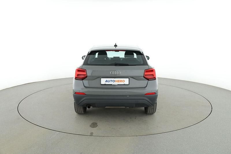 Gebraucht Audi Q2 116 PS (85 kW) 2019 Grau SUV