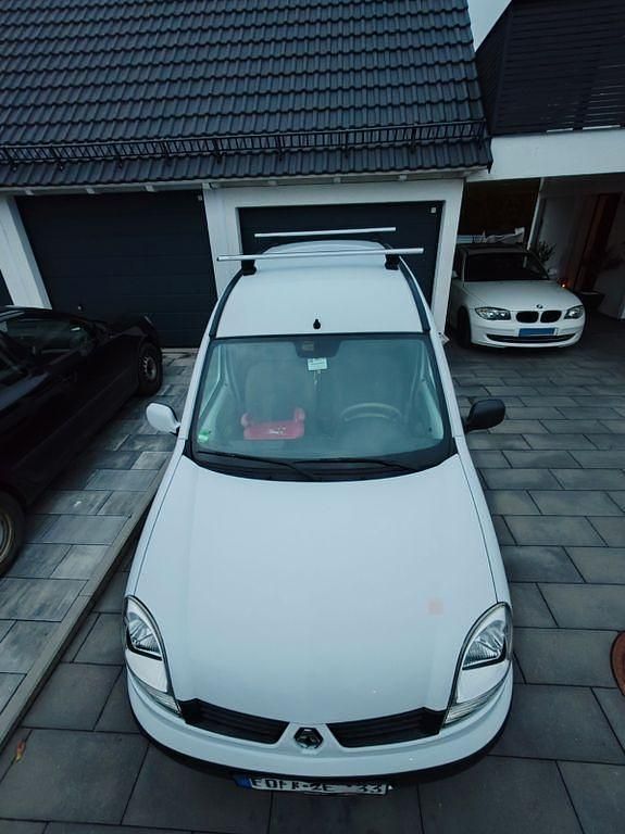 Gebraucht Renault Kangoo Expression 95 PS (69 kW) 2007 Weiß Van / Kleinbus